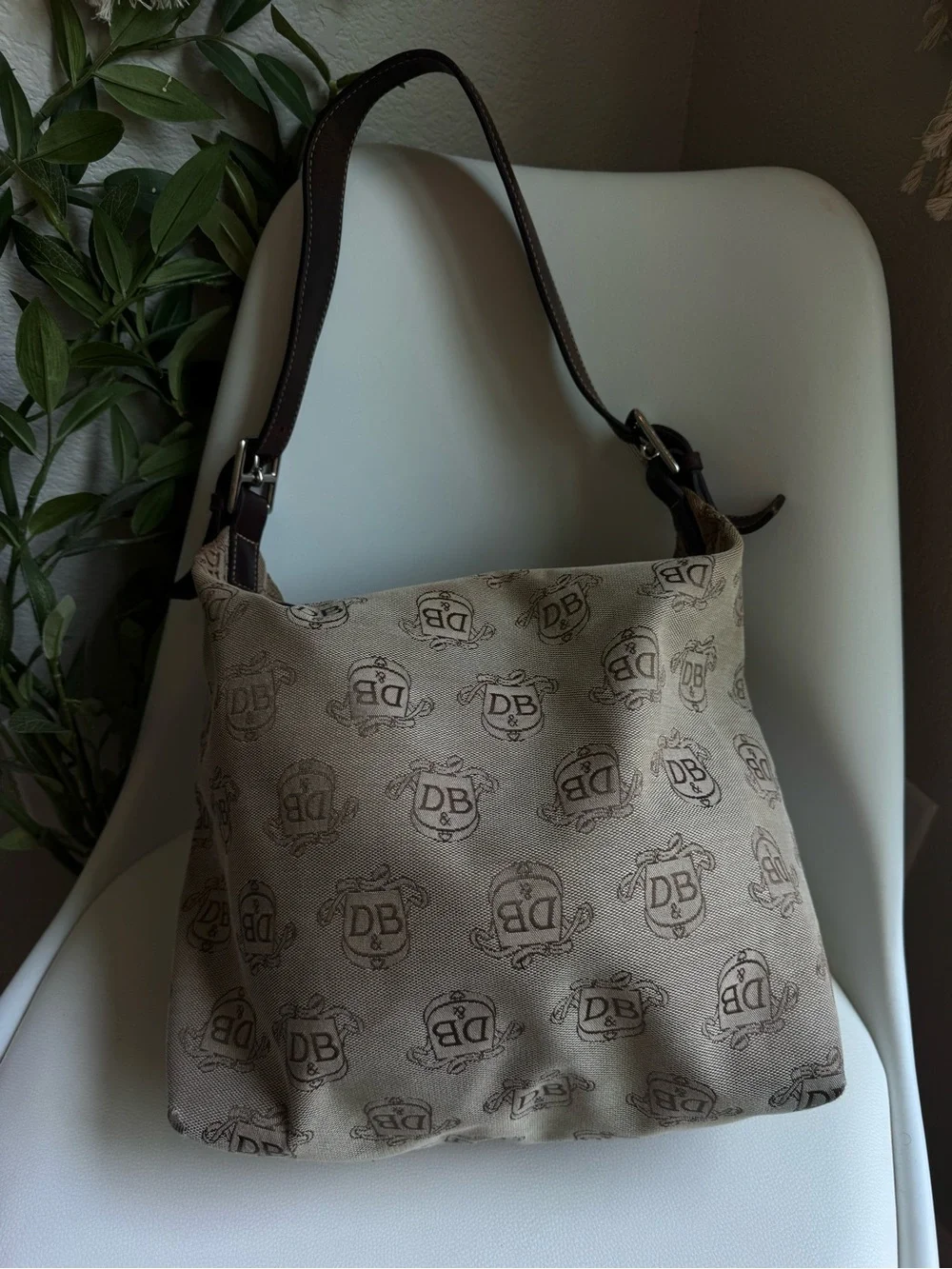 Dooney & Bourke DB Monogram Hobo Shoulder Bag Brown Leather Y2K Vintage J960760